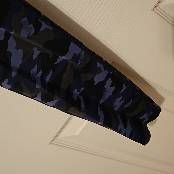 Aerie Camo Leggings - Picture 3 of 5